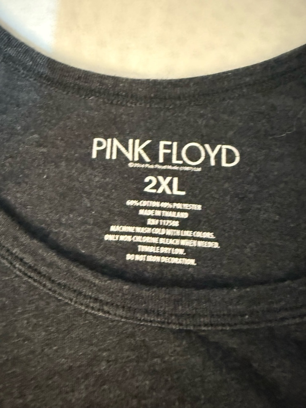 Pink Floyd Charcoal Tank with Prism and Rainbow - Picture 4 of 4
